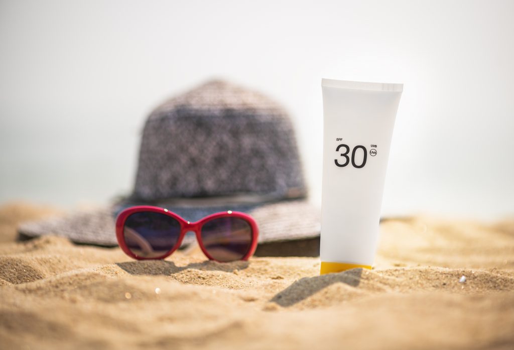 dermatologists suggest sunscreen to prevent skin cancer